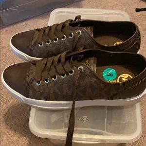 Michael Kors Women Sneakers (Brown)